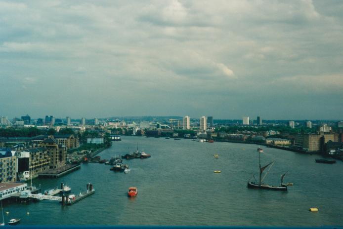S_00810-ThamesRiver.jpg
