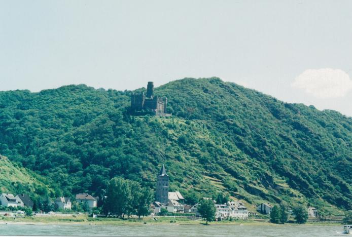 S_03160-Castle&Town.jpg