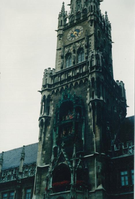 S_03720-Glockenspeil.jpg