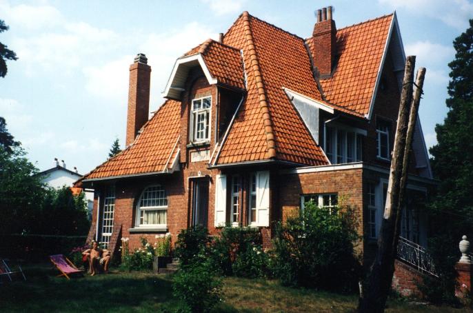 S_06700-EvesGuestHouse.jpg
