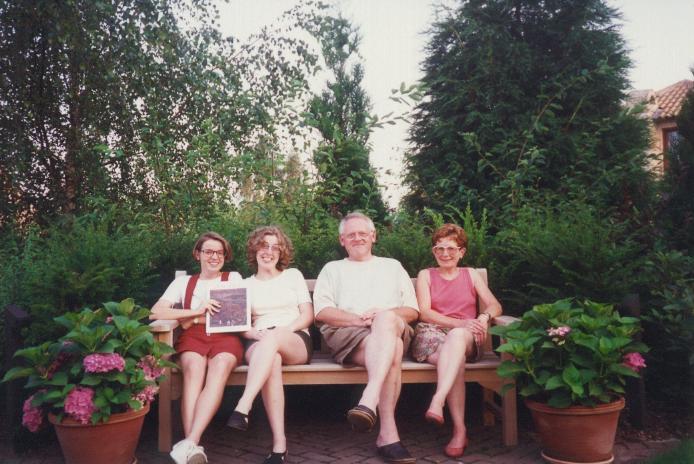 S_06790-EveAndFamily.jpg